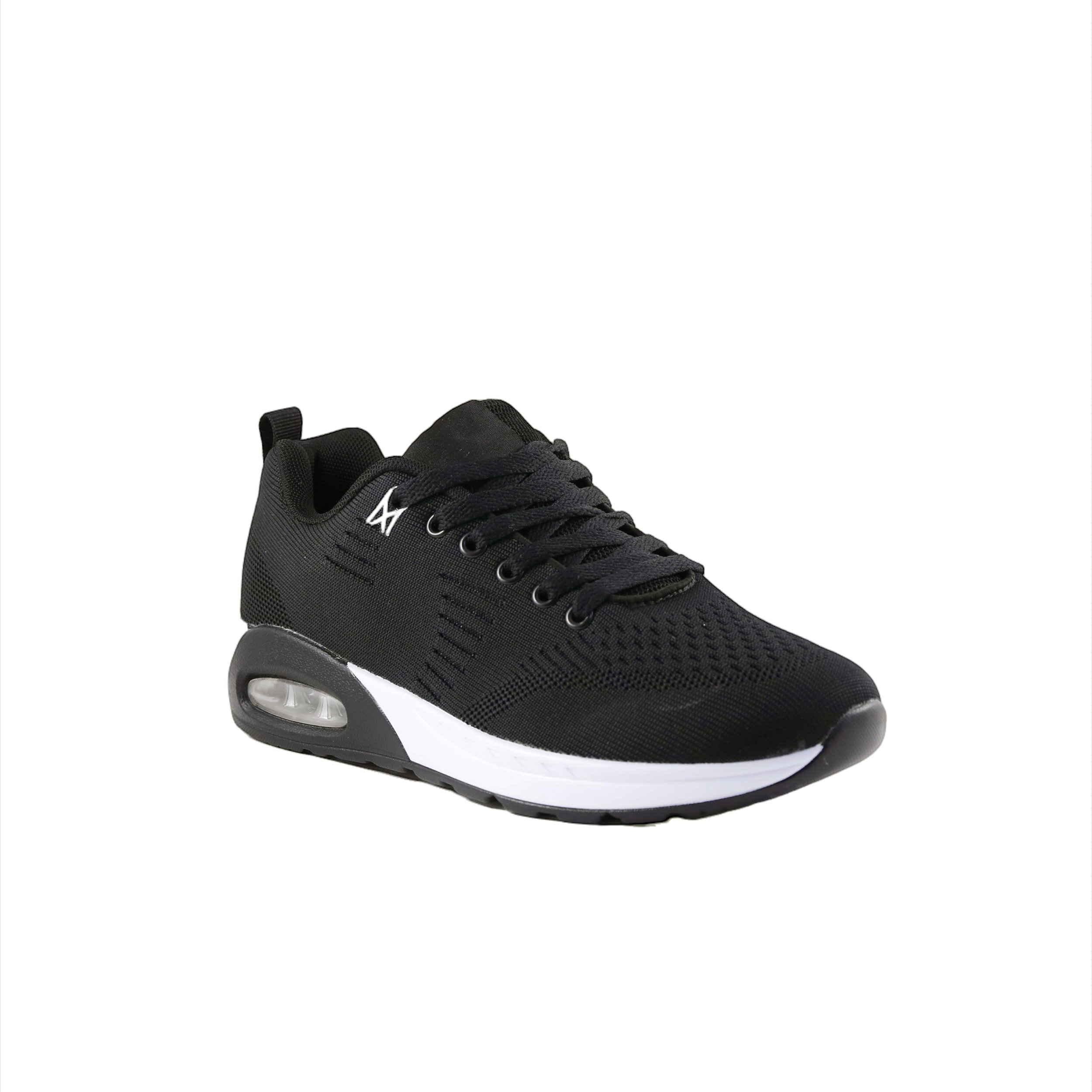 Woman Shoes Casual-Sneakers Black casual sneakers