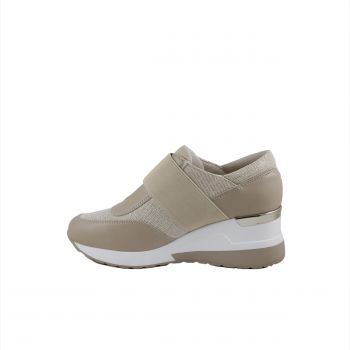 Woman Shoes Casual-Sneakers Biege sneakers with elastic band